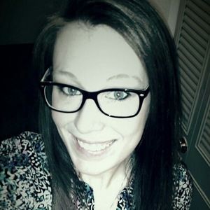 Meet your Posher, Allyson lynn